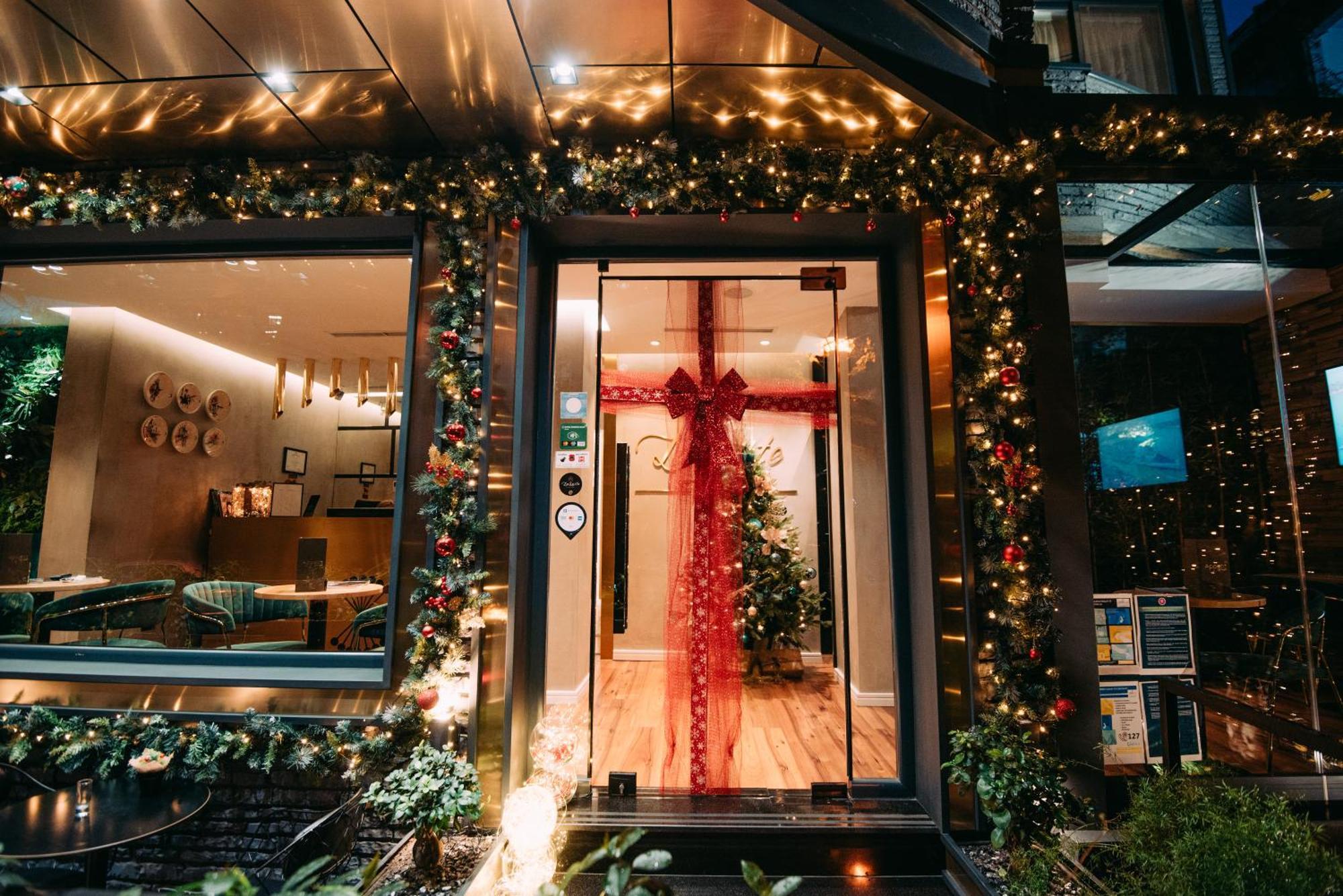 La Suite Boutique Hotel Тирана Екстериор снимка